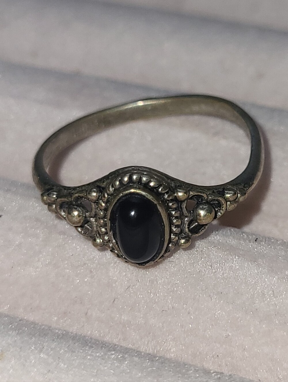 Vintage Black Onyx Cabachon Ring  Ornate Dainty Untested Silver